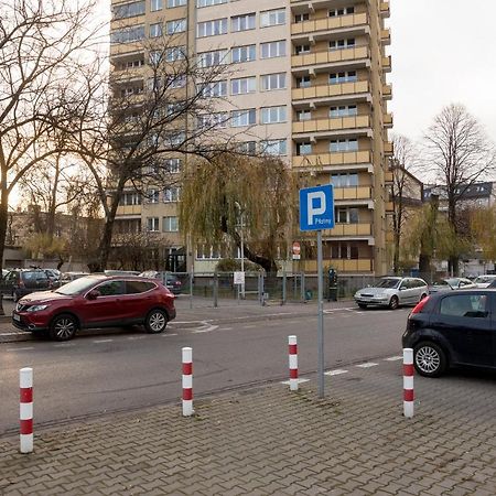 Ochota Homely Apartment Warschau Buitenkant foto