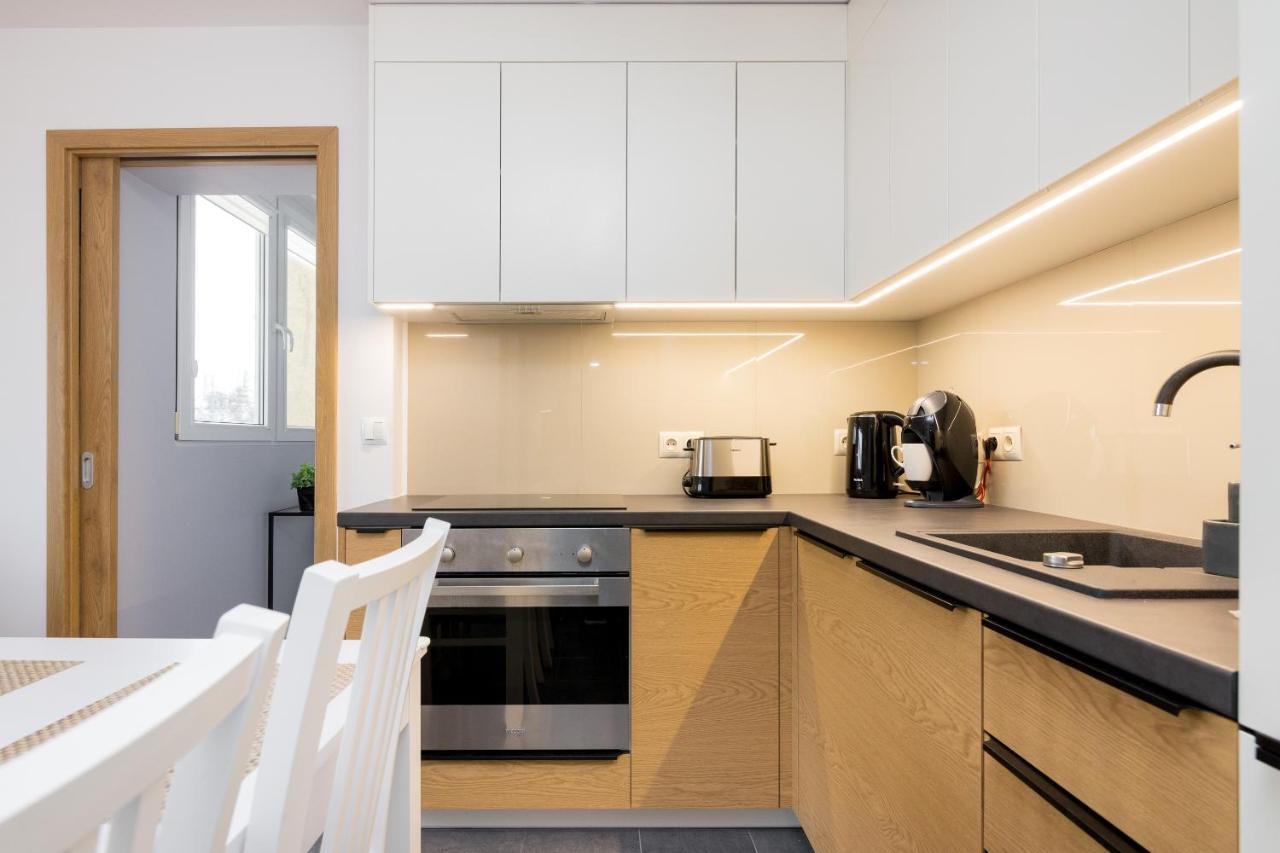 Ochota Homely Apartment Warschau Buitenkant foto